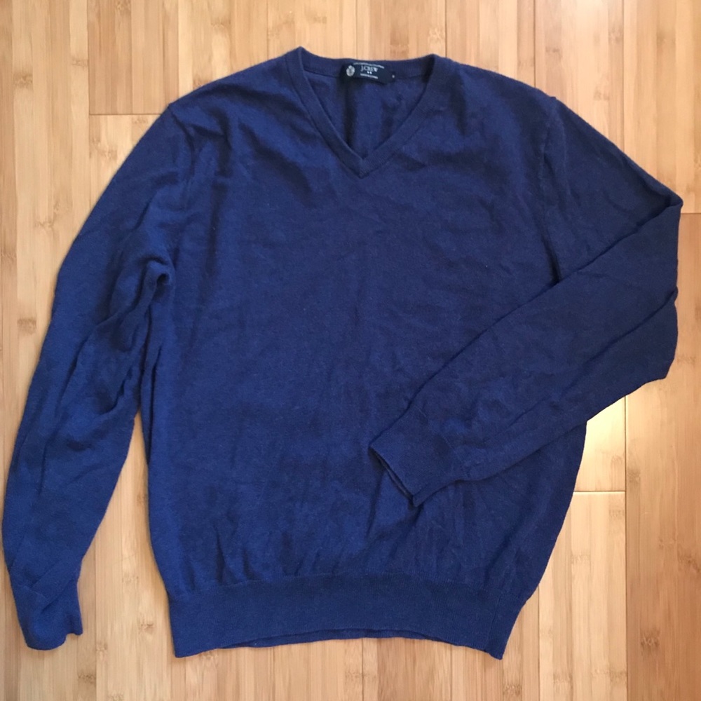 Lightweight, v-neck sweater.